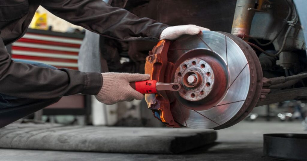 repairing car bar wheel bearing