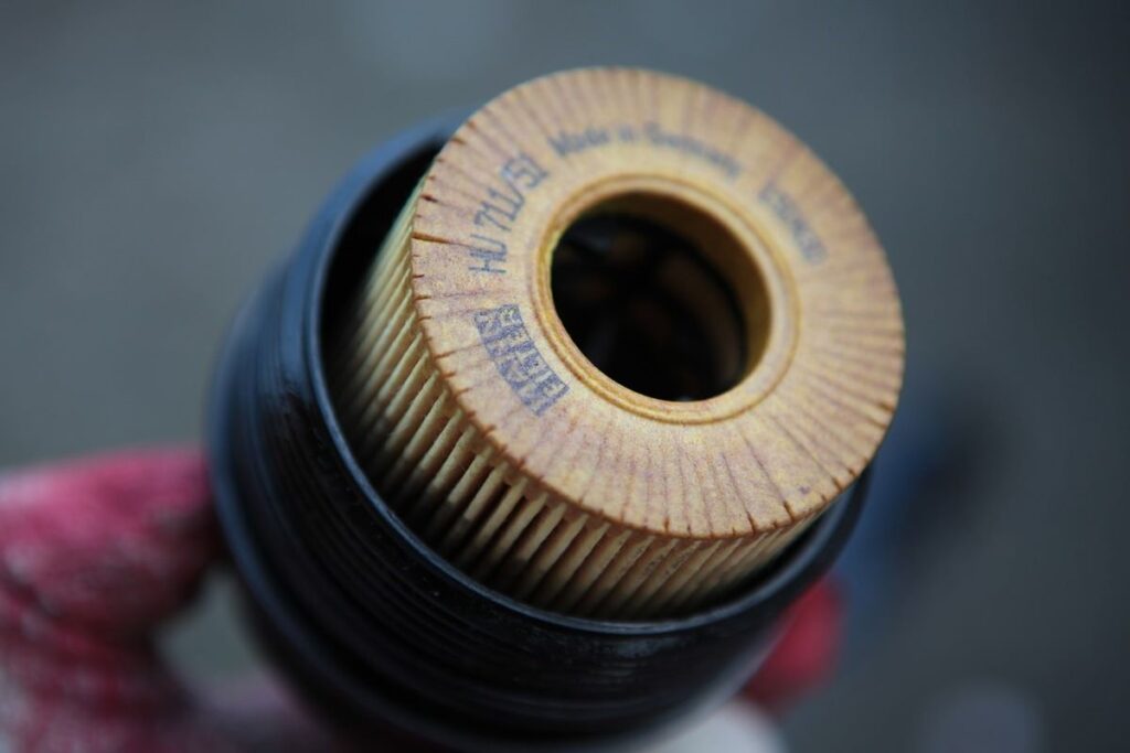 Car Dirty Fuel Filter